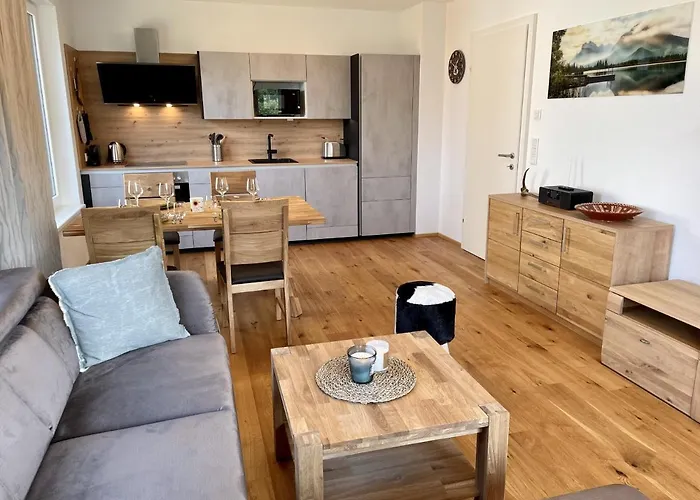 Panorama Mountainview 208